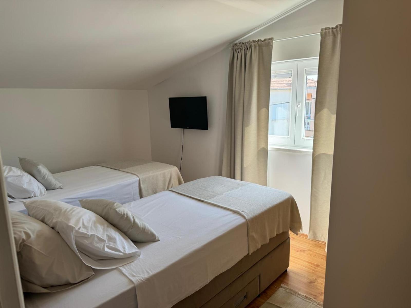 Perla Alba Apartments Tribalj Eksteriør billede